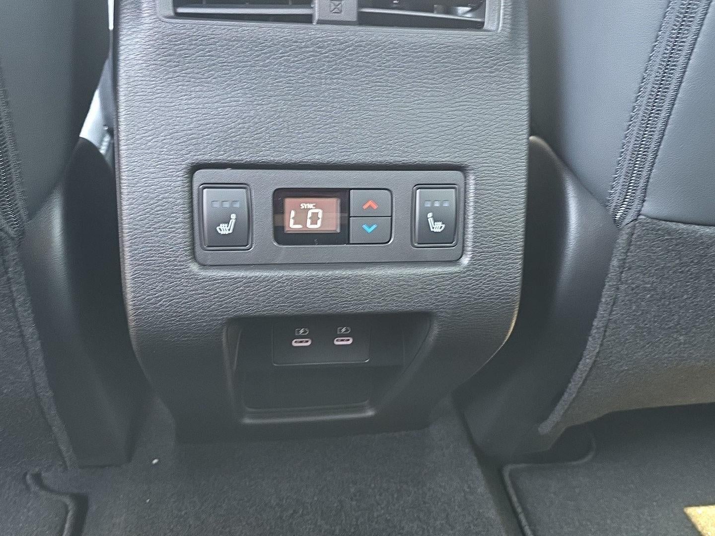 2026 Mitsubishi Outlander Black Edition