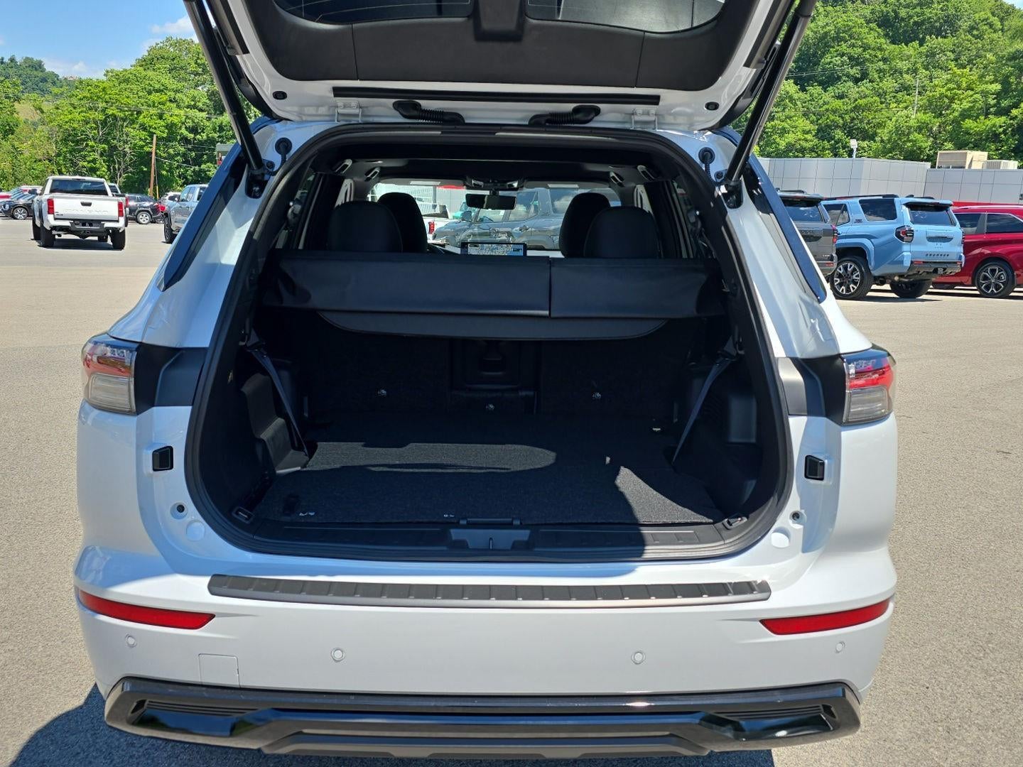 2026 Mitsubishi Outlander Black Edition