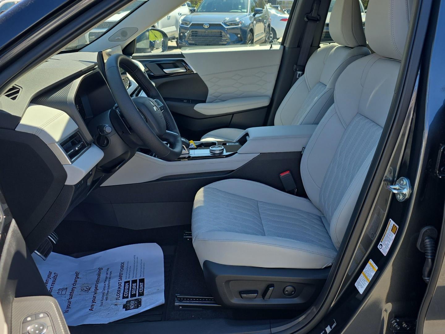 2026 Mitsubishi Outlander SEL