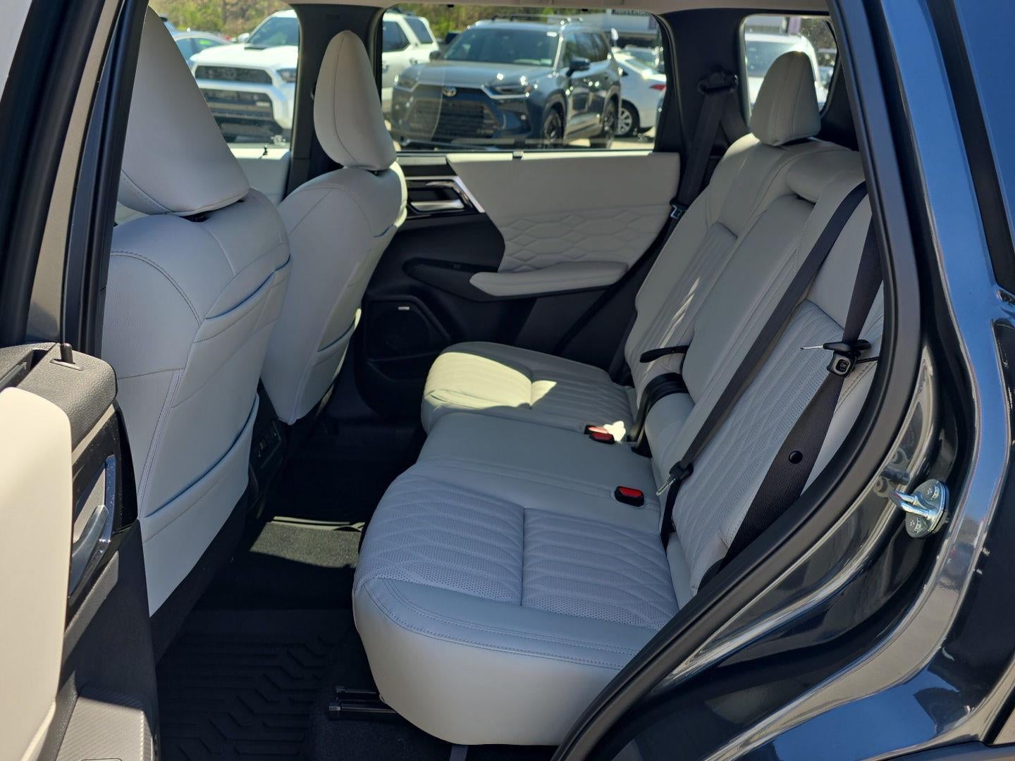 2026 Mitsubishi Outlander SEL