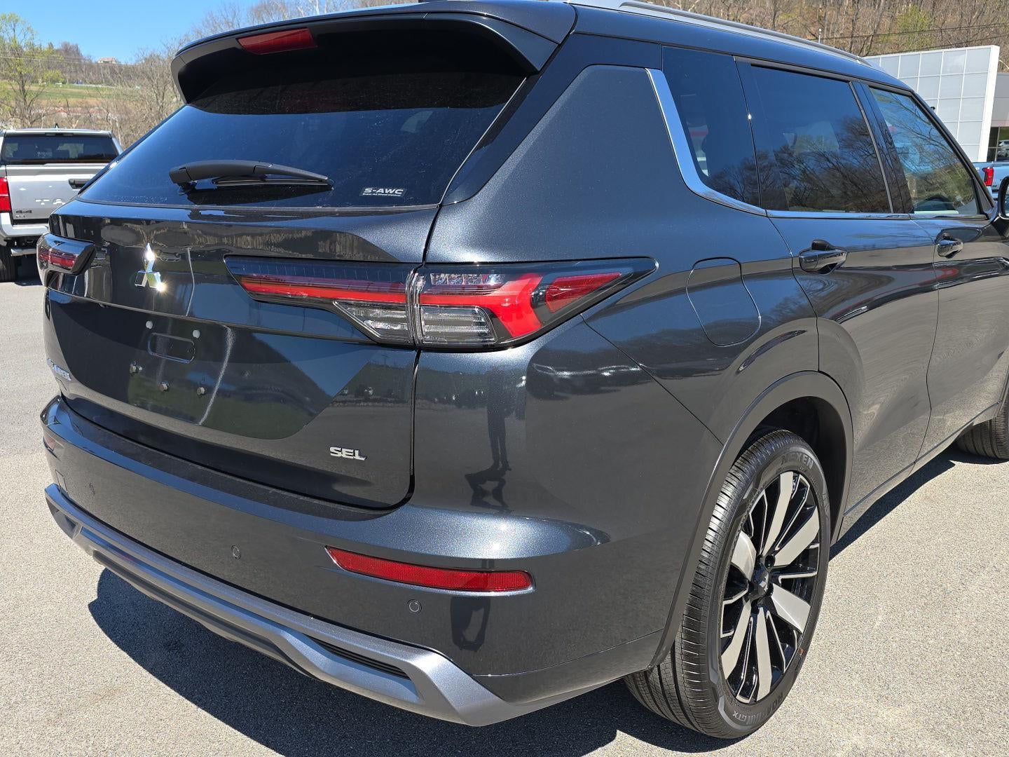2026 Mitsubishi Outlander SEL