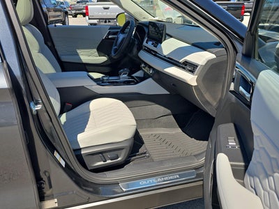 2026 Mitsubishi Outlander SEL