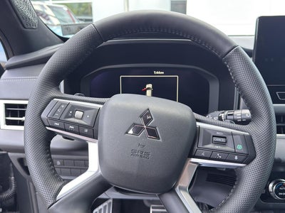 2026 Mitsubishi Outlander Black Edition