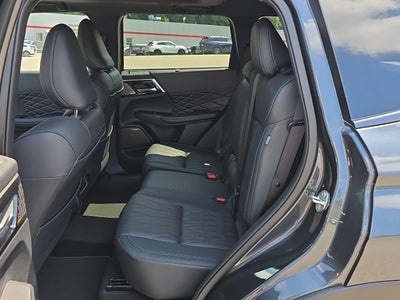 2026 Mitsubishi Outlander Black Edition