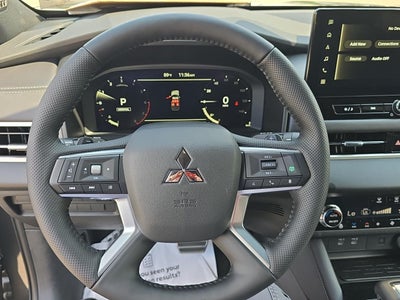 2026 Mitsubishi Outlander Black Edition