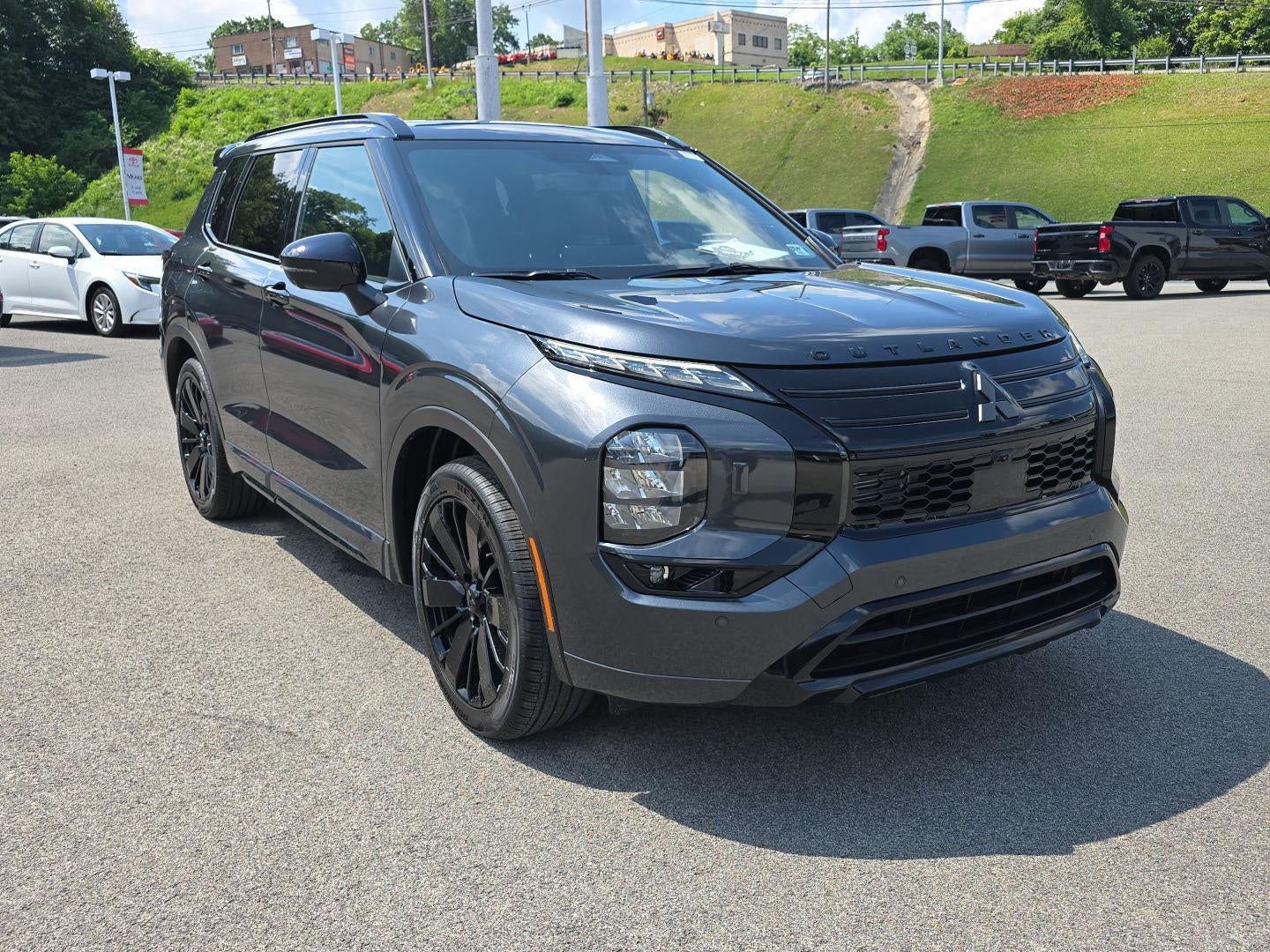 2026 Mitsubishi Outlander Black Edition