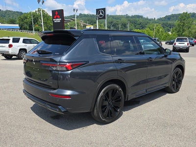 2026 Mitsubishi Outlander Black Edition