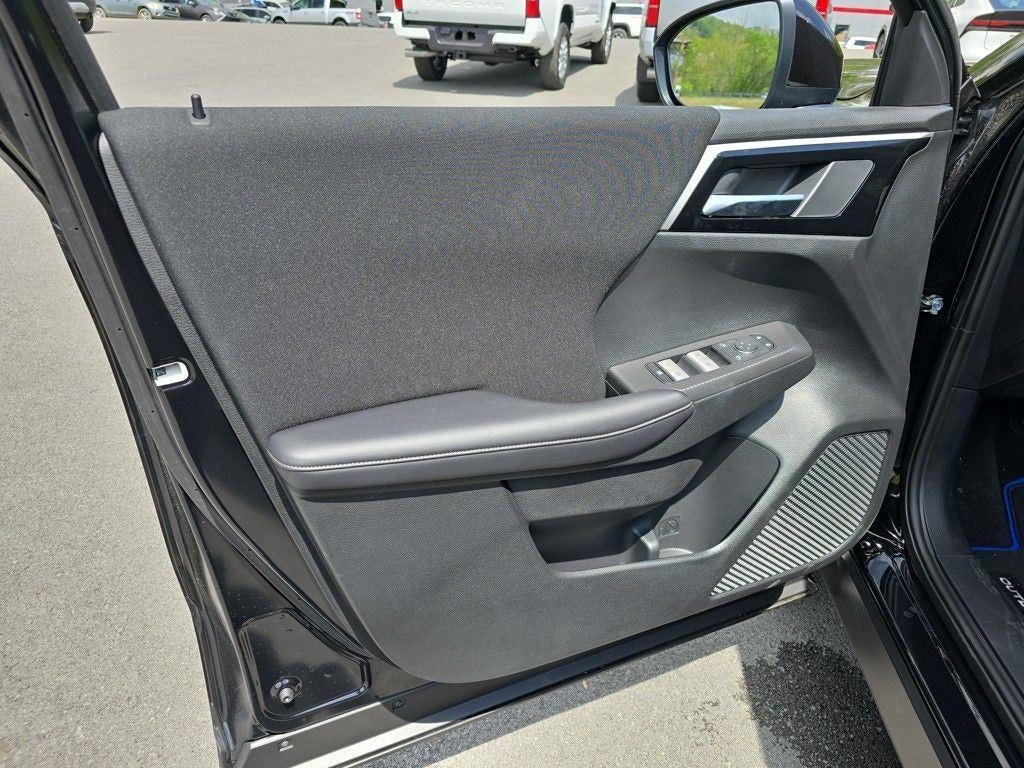 2025 Mitsubishi Outlander Plug-In Hybrid ES