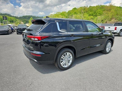 2025 Mitsubishi Outlander Plug-In Hybrid ES
