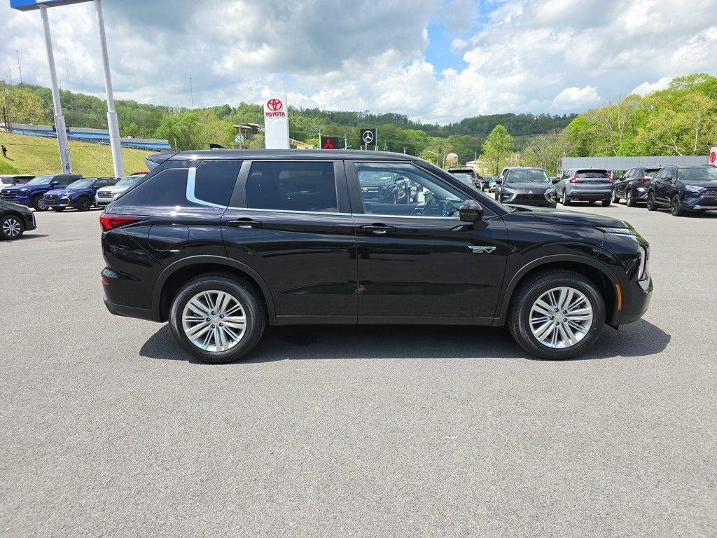 2025 Mitsubishi Outlander Plug-In Hybrid ES