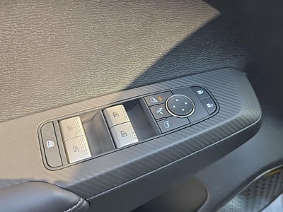 2026 Mitsubishi Outlander Plug-In Hybrid SE