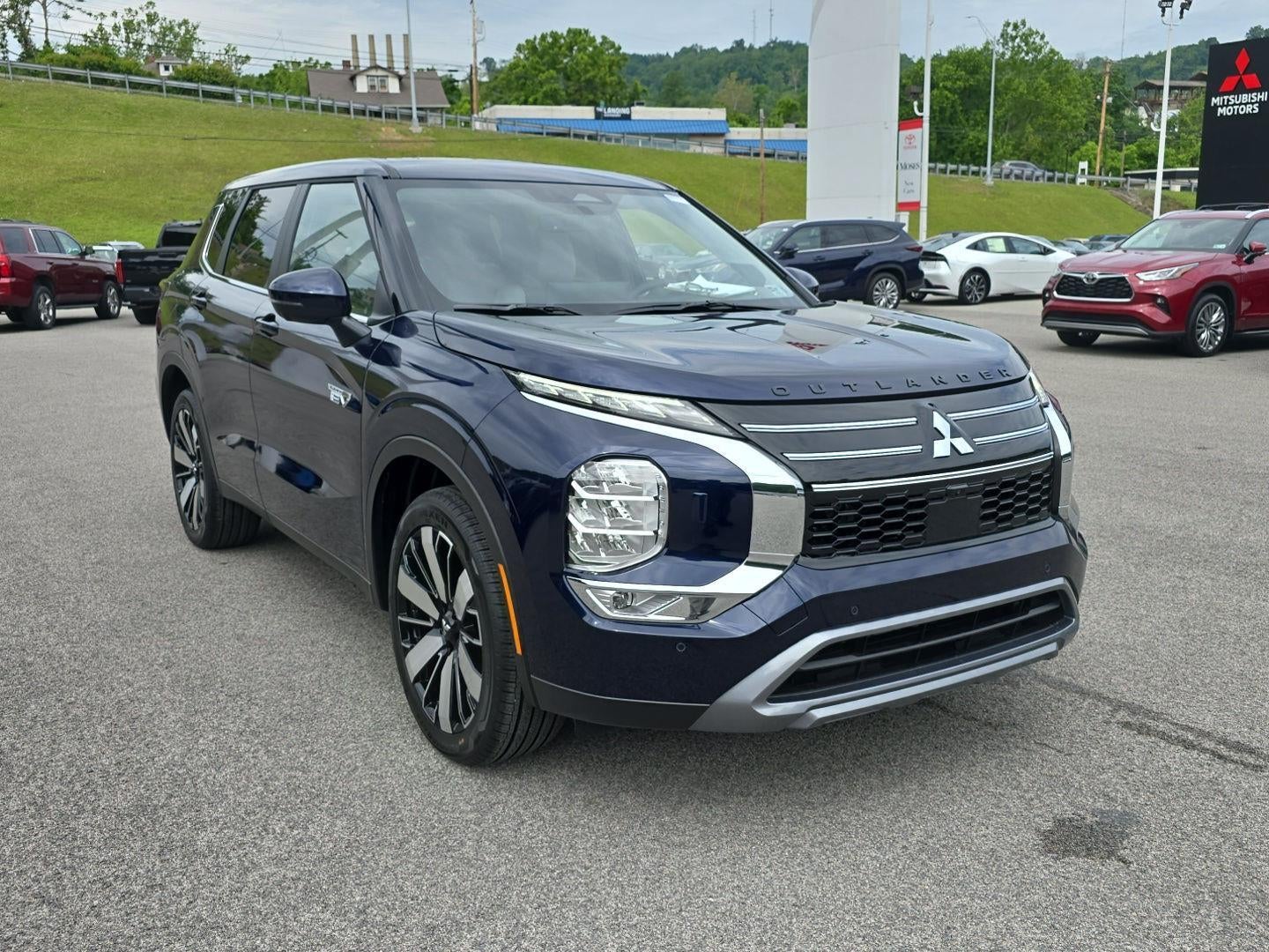 2026 Mitsubishi Outlander Plug-In Hybrid SE