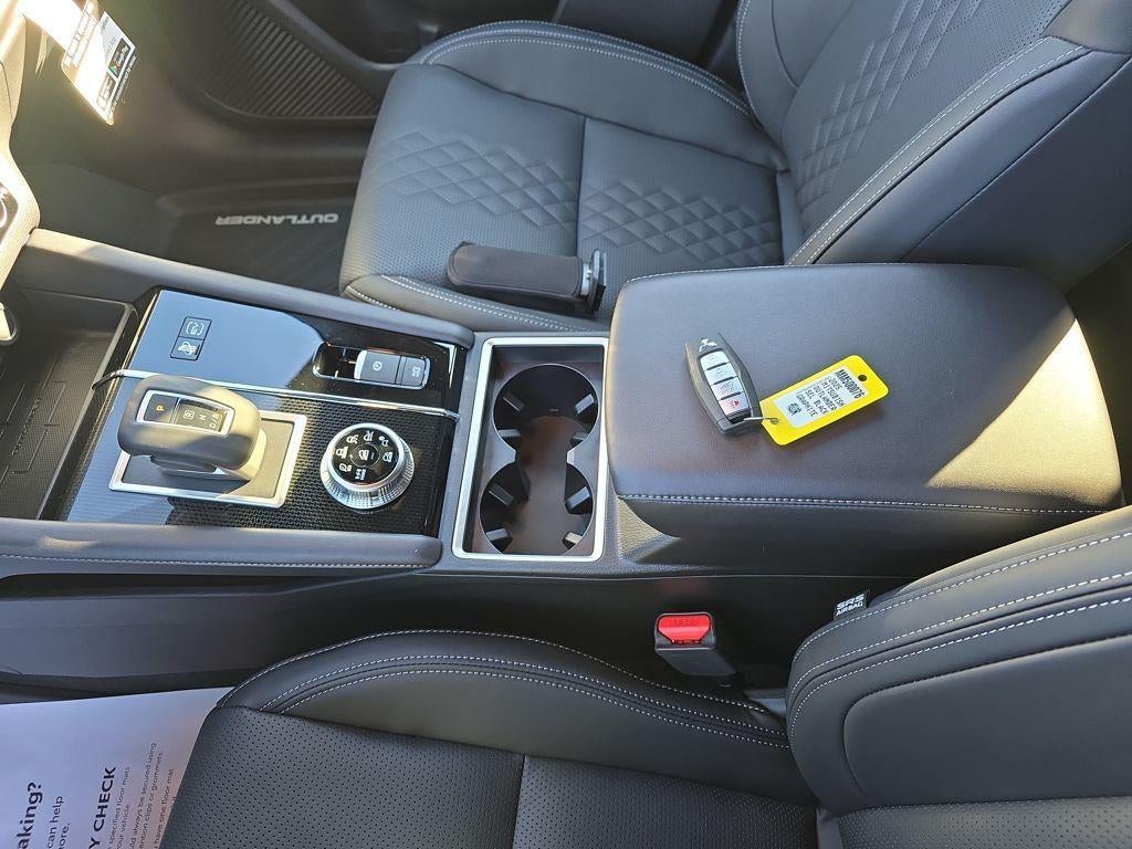 2025 Mitsubishi OUTLANDER PLUG-IN HYBRID SEL BLACK EDITION S-AWC