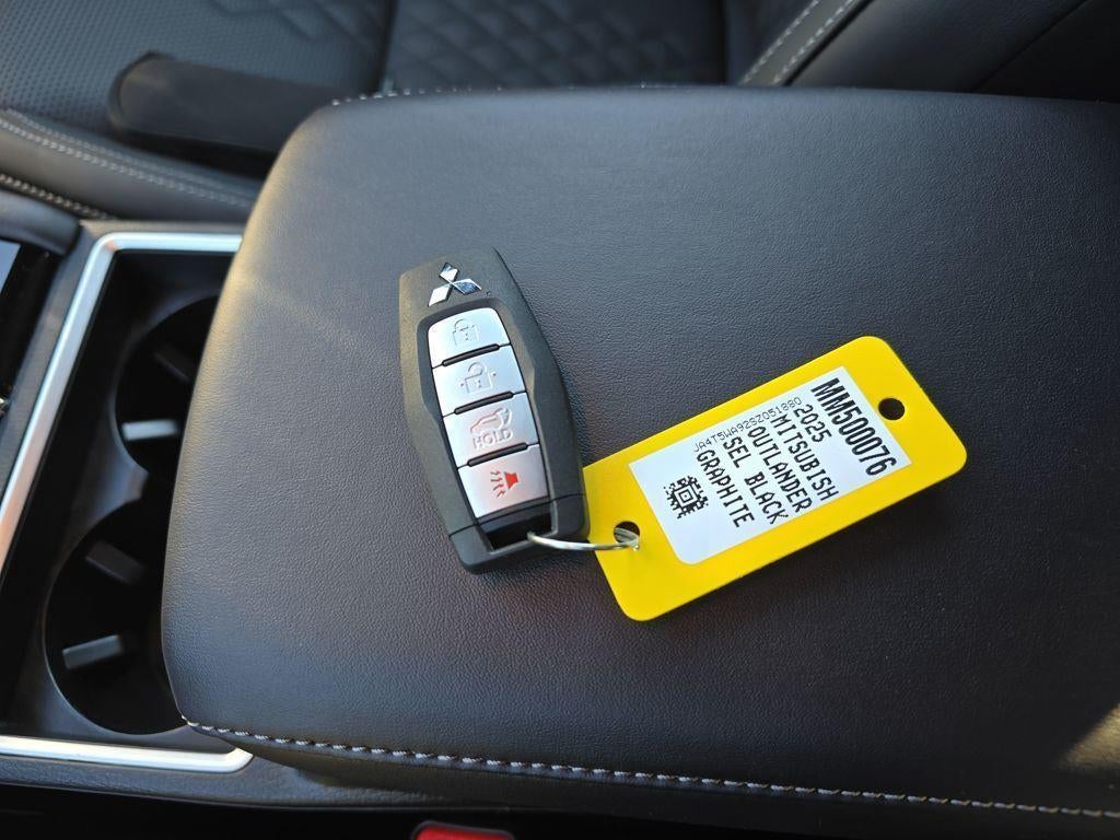 2025 Mitsubishi OUTLANDER PLUG-IN HYBRID SEL BLACK EDITION S-AWC