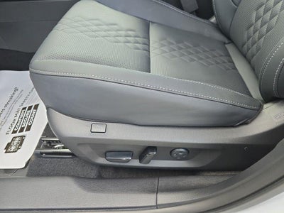 2025 Mitsubishi Outlander Plug-In Hybrid SEL Black Edition