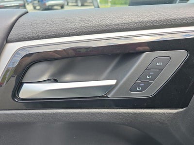 2025 Mitsubishi Outlander Plug-In Hybrid SEL Black Edition