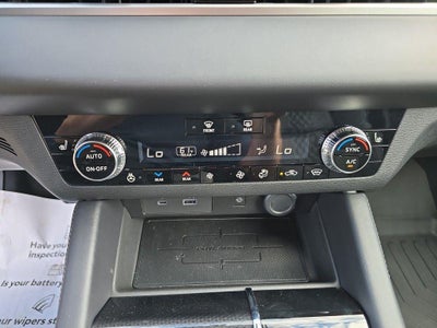 2025 Mitsubishi Outlander Plug-In Hybrid SEL Black Edition