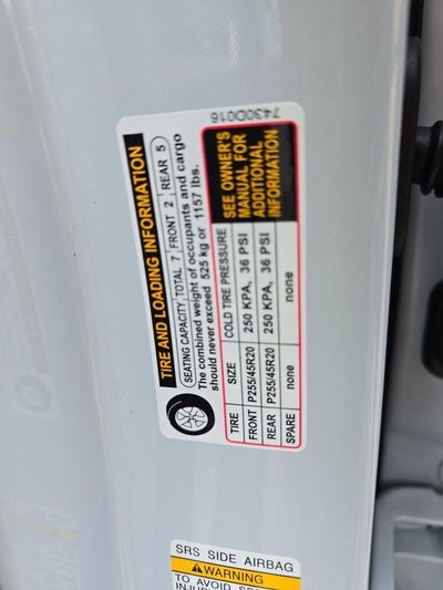 2025 Mitsubishi Outlander Plug-In Hybrid SEL Black Edition