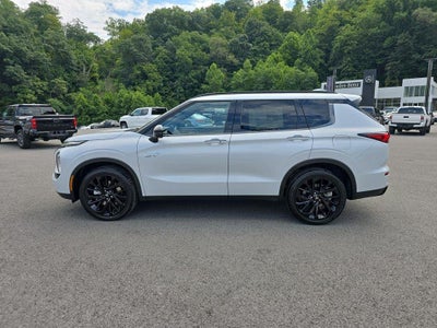 2025 Mitsubishi Outlander Plug-In Hybrid SEL Black Edition