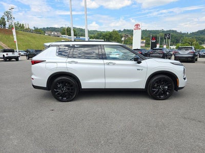 2025 Mitsubishi Outlander Plug-In Hybrid SEL Black Edition