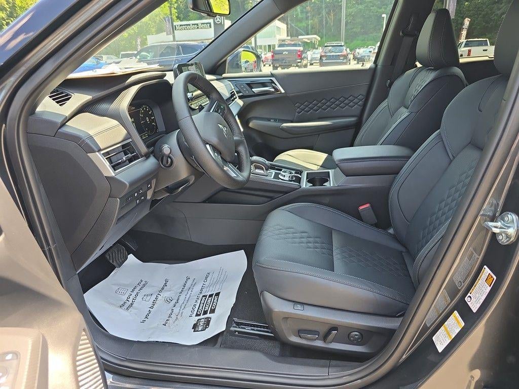 2025 Mitsubishi Outlander Plug-In Hybrid SEL Black Edition