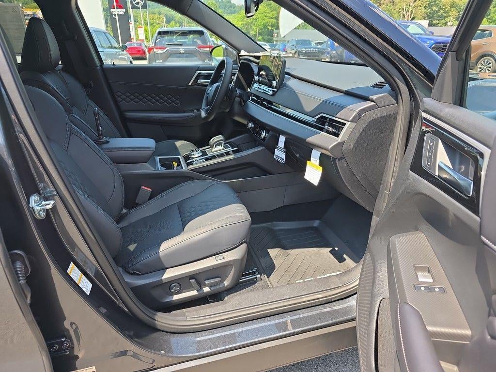 2025 Mitsubishi Outlander Plug-In Hybrid SEL Black Edition