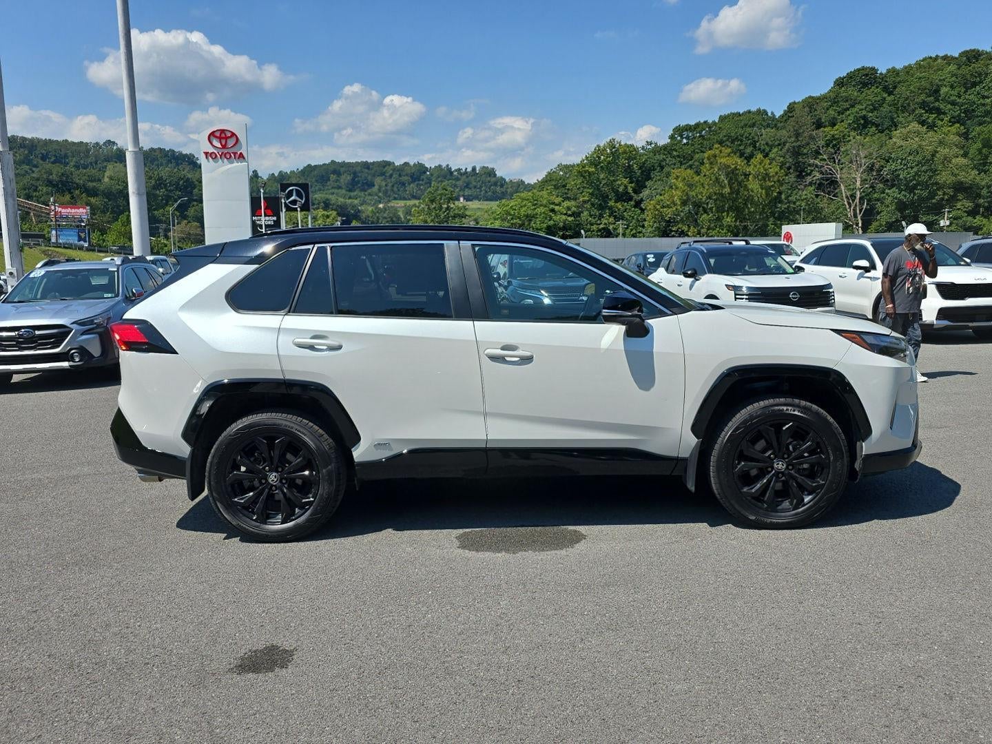 2023 Toyota Rav4 Hybrid XSE