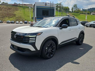 2025 Nissan Kicks SR