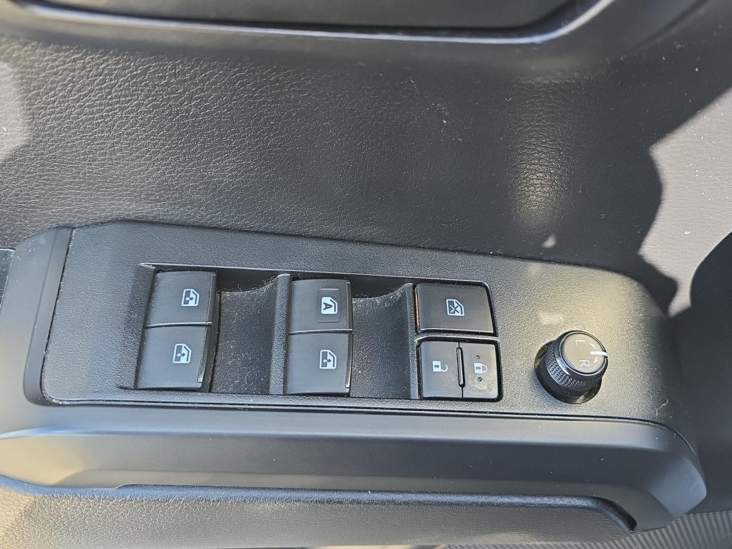 2020 Toyota Tacoma SR