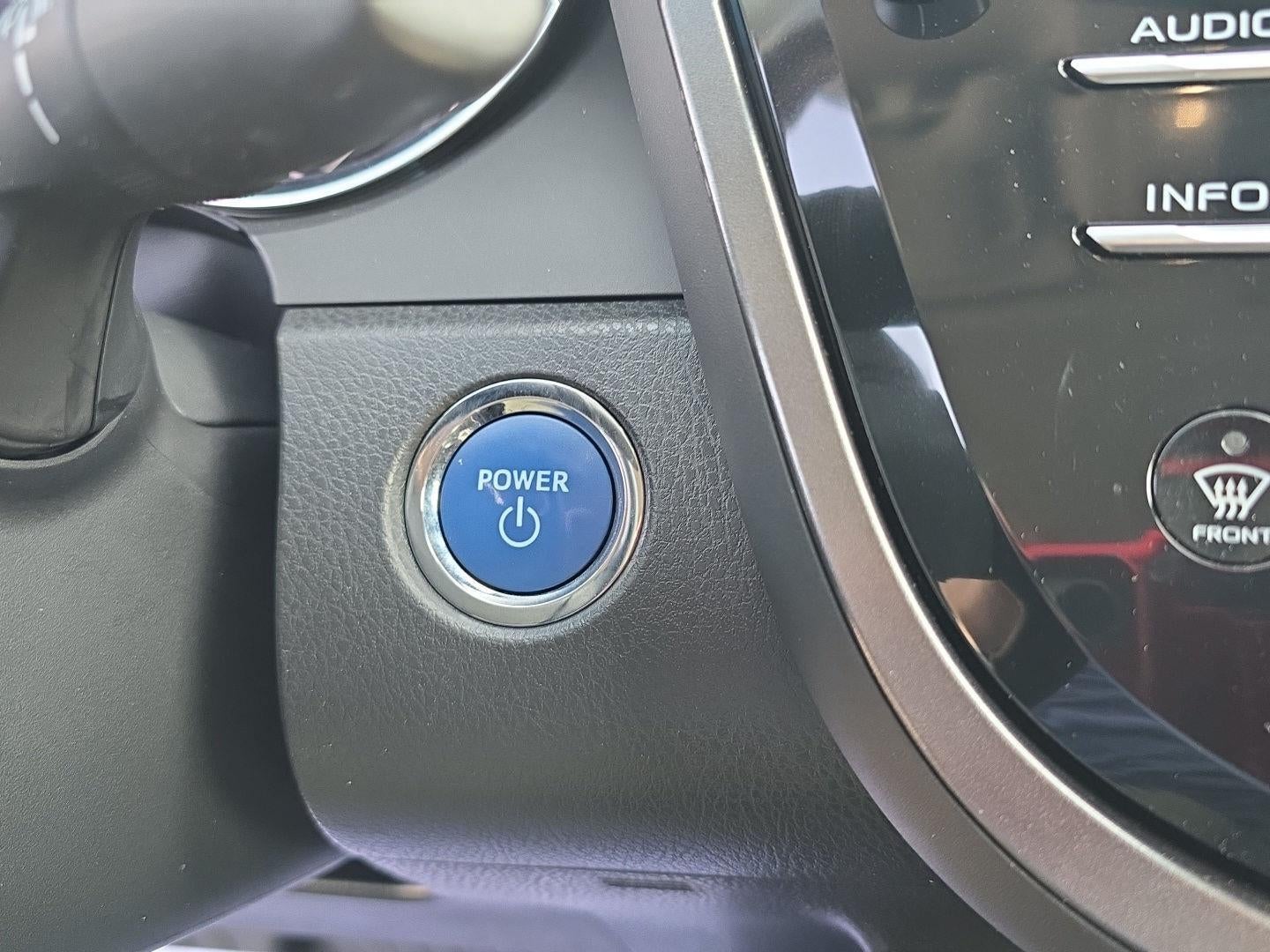 2018 Toyota Camry Hybrid XLE