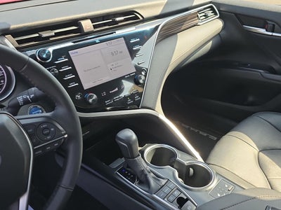 2018 Toyota Camry Hybrid XLE