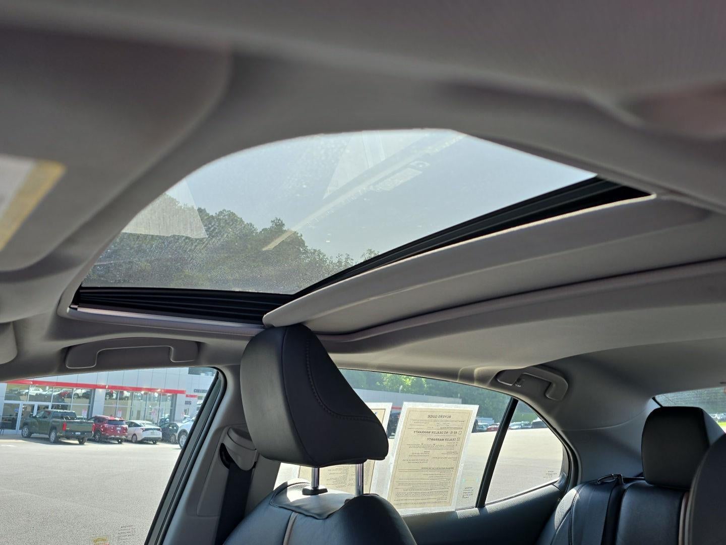 2018 Toyota Camry Hybrid XLE