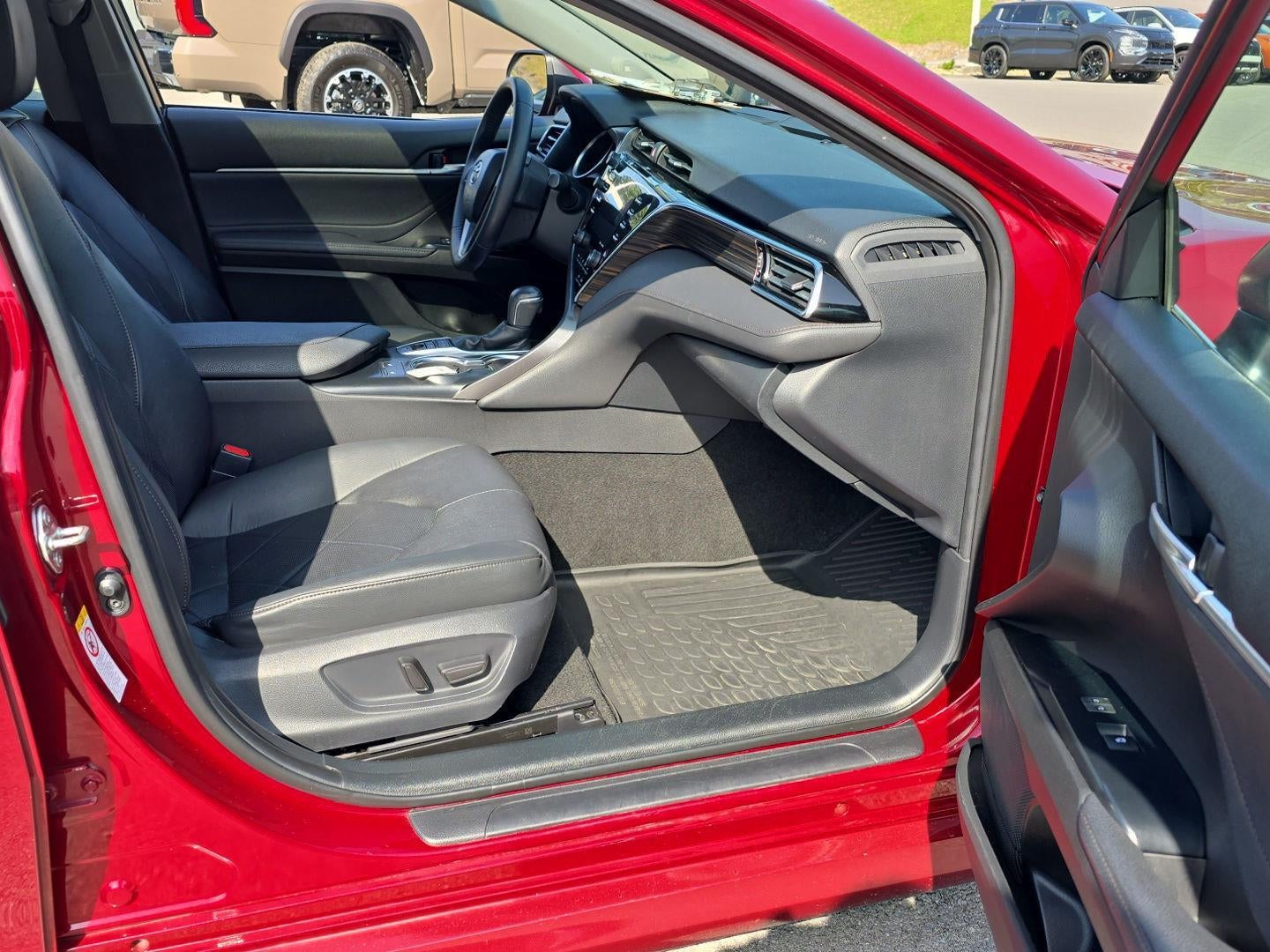 2018 Toyota Camry Hybrid XLE