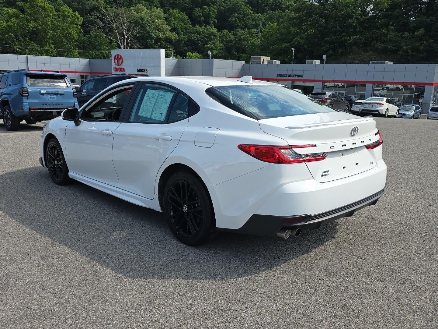 2025 Toyota Camry SE