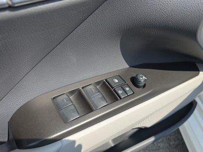 2023 Toyota Camry Hybrid SE