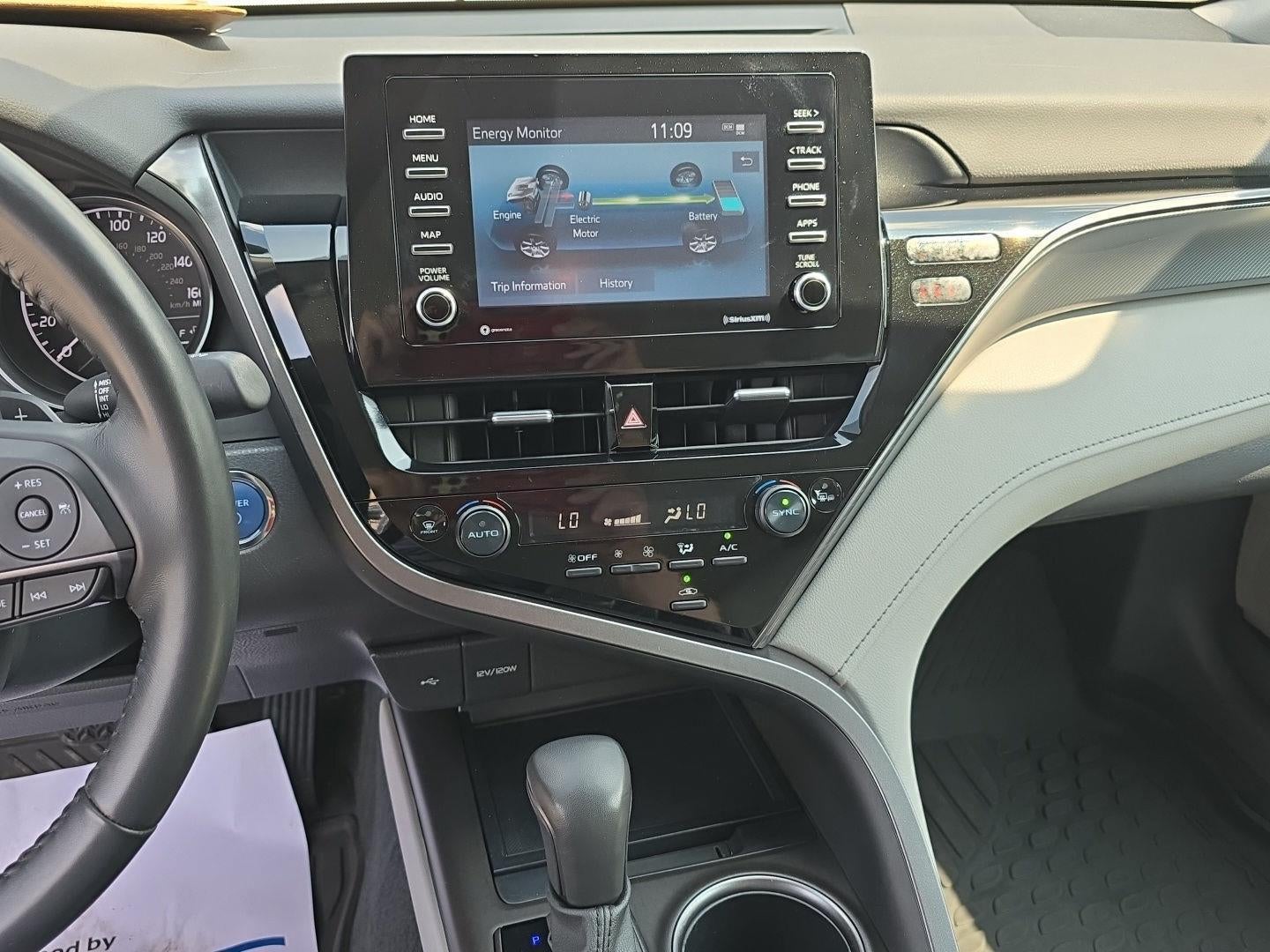 2023 Toyota Camry Hybrid SE