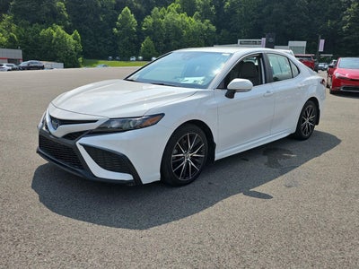 2023 Toyota Camry Hybrid SE