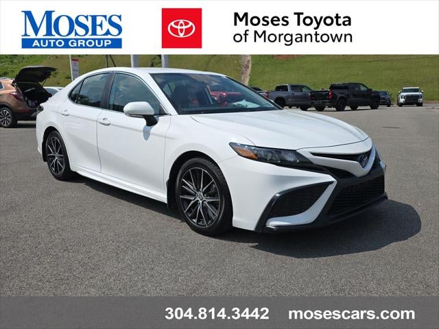 2023 Toyota Camry Hybrid SE