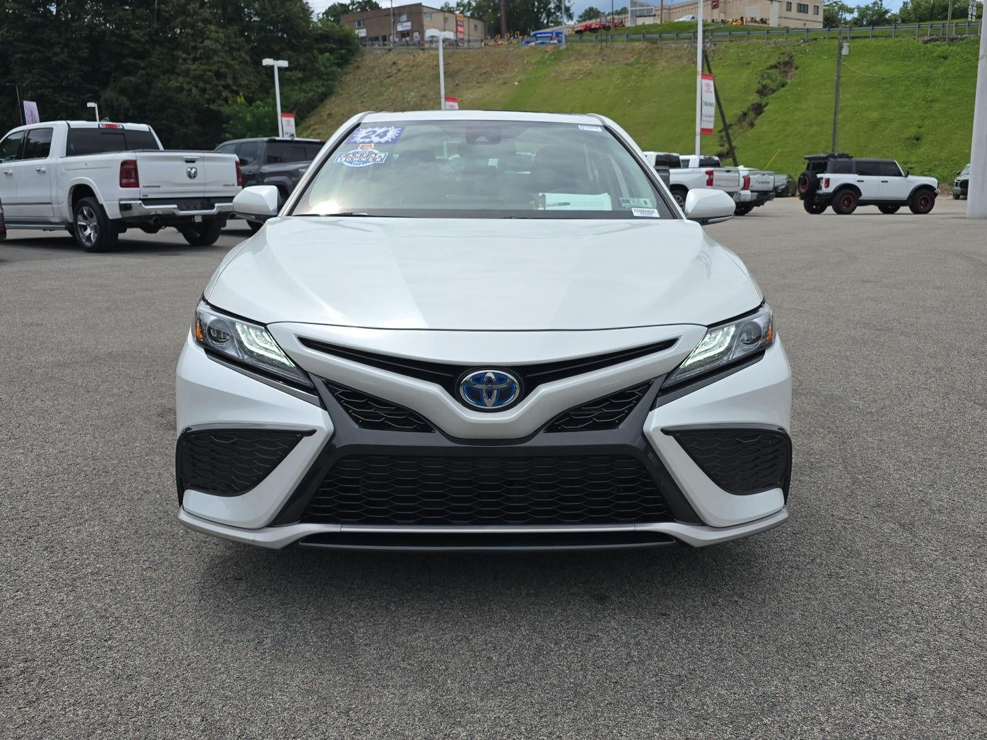 2024 Toyota Camry Hybrid XSE