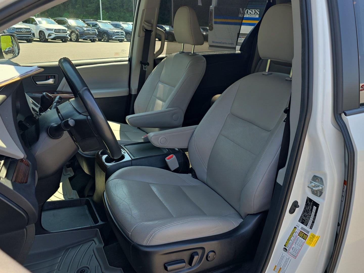 2020 Toyota Sienna Limited Premium 7-Passenger