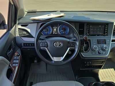 2020 Toyota Sienna Limited Premium 7-Passenger