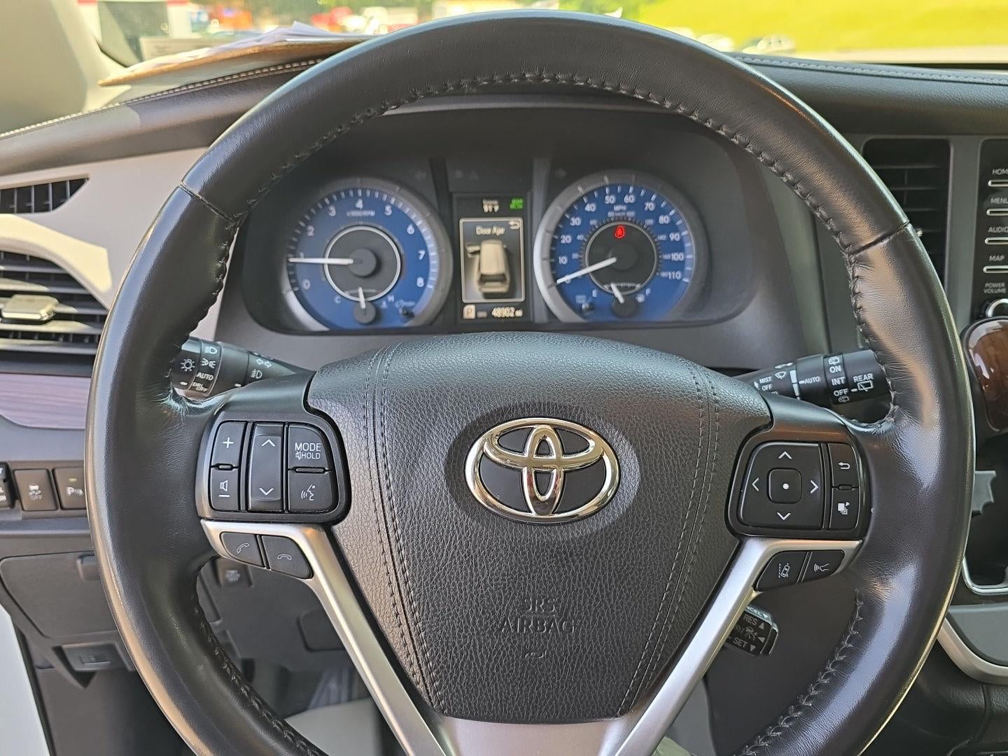 2020 Toyota Sienna Limited Premium 7-Passenger