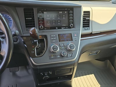 2020 Toyota Sienna Limited Premium 7-Passenger