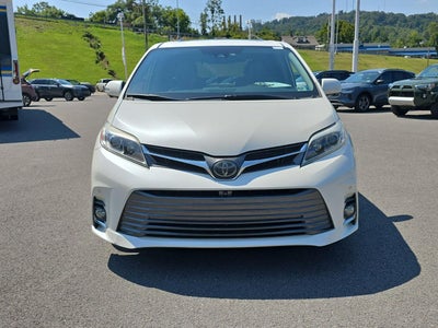 2020 Toyota Sienna Limited Premium 7-Passenger