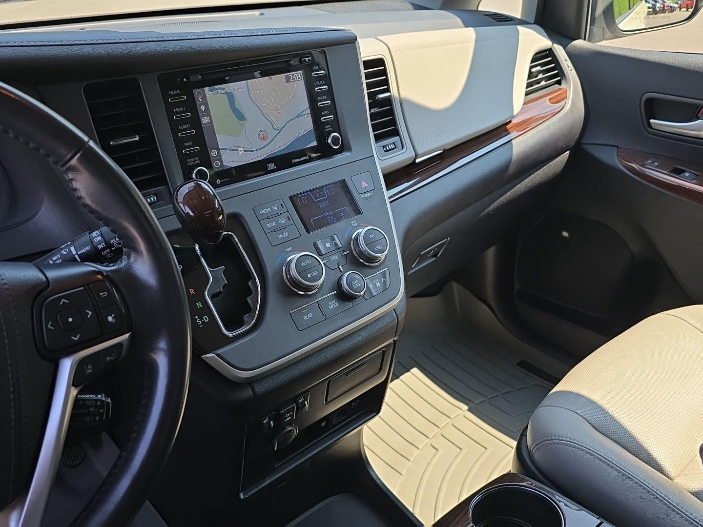 2020 Toyota Sienna Limited Premium 7-Passenger
