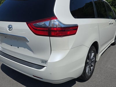 2020 Toyota Sienna Limited Premium 7-Passenger