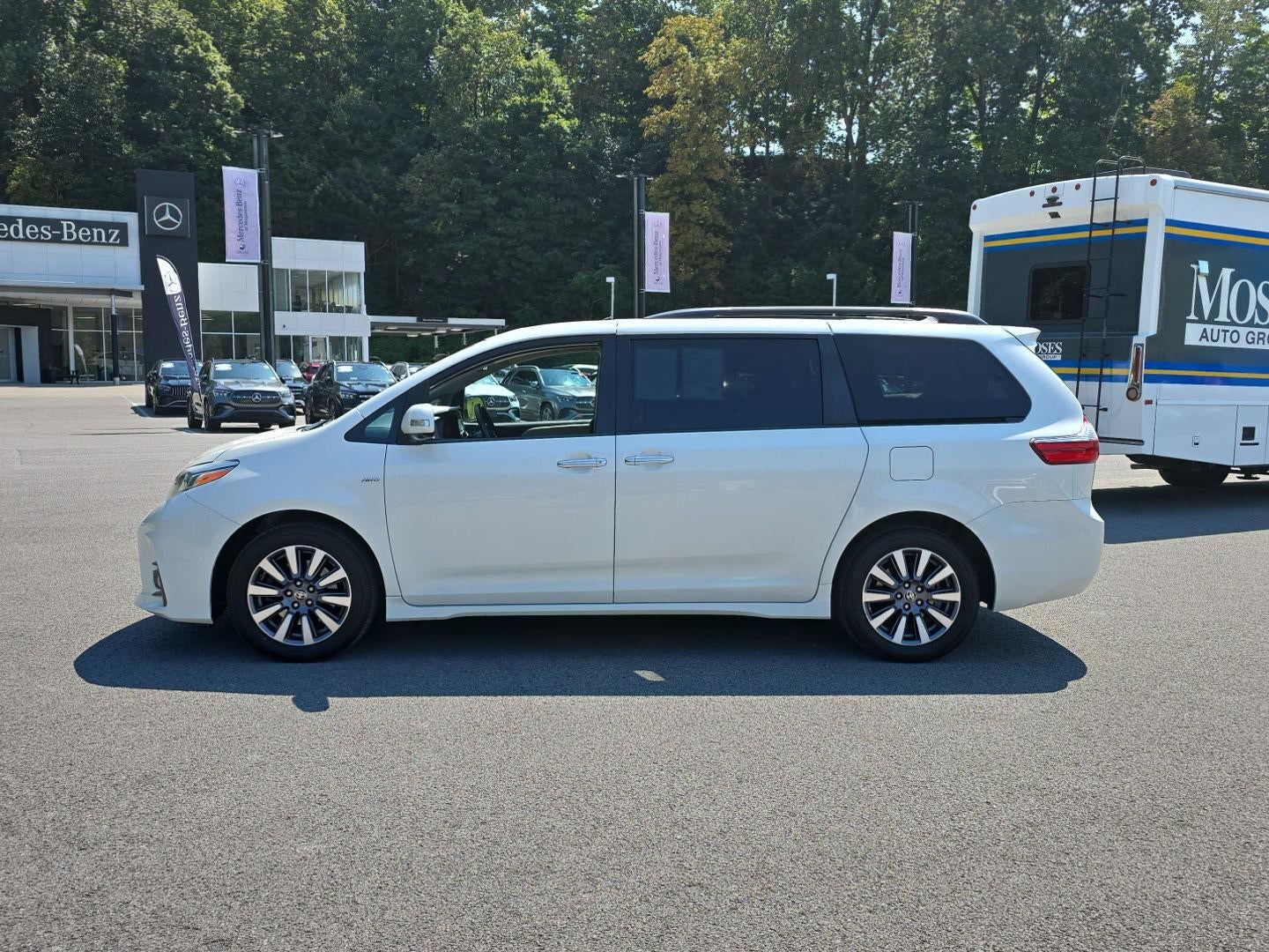 2020 Toyota Sienna Limited Premium 7-Passenger
