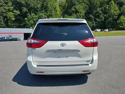 2020 Toyota Sienna Limited Premium 7-Passenger
