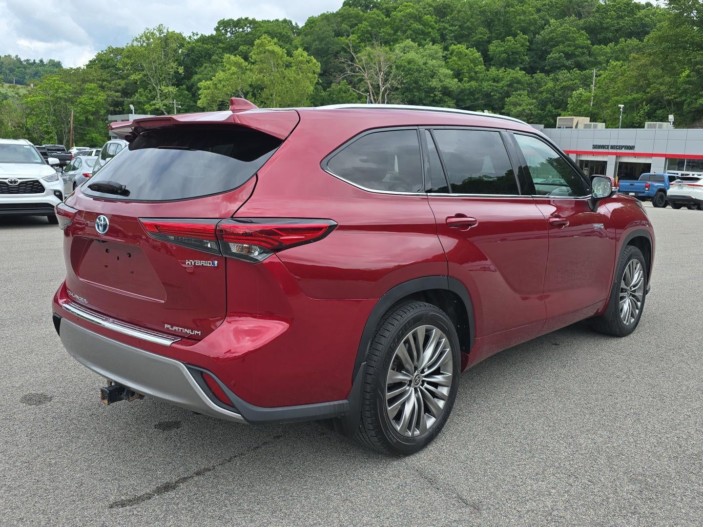 2020 Toyota Highlander Hybrid Platinum
