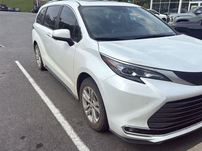 2024 Toyota Sienna Platinum 7-Passenger